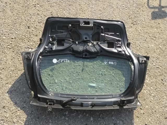 bontott RENAULT CLIO III Csomagtérajtó (Részeivel)