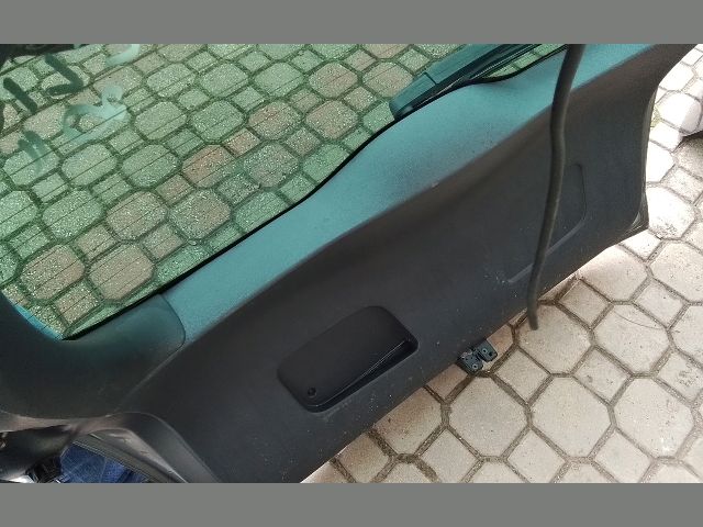 bontott RENAULT CLIO III Csomagtérajtó (Részeivel)