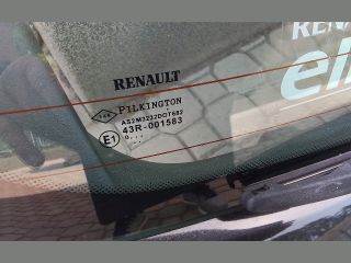 bontott RENAULT CLIO III Csomagtérajtó (Részeivel)