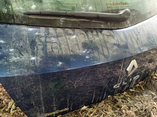 bontott RENAULT CLIO III Csomagtérajtó (Részeivel)