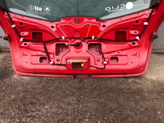 bontott RENAULT CLIO III Csomagtérajtó (Részeivel)