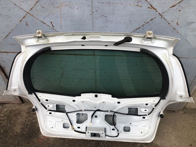 bontott RENAULT CLIO III Csomagtérajtó (Részeivel)