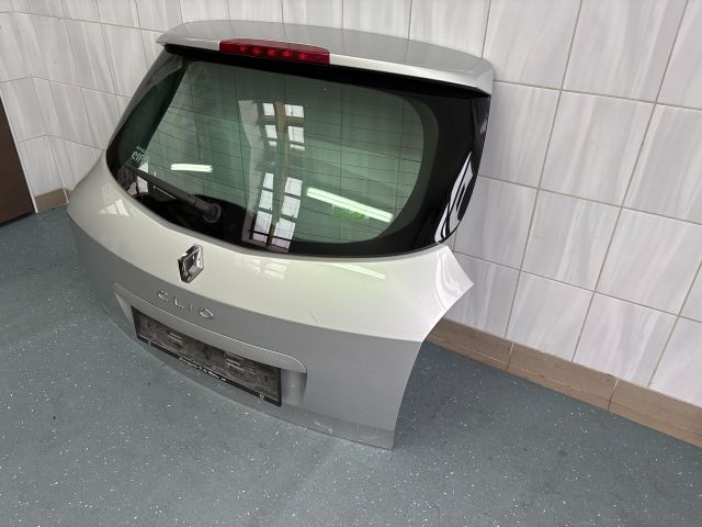 bontott RENAULT CLIO III Csomagtérajtó (Részeivel)