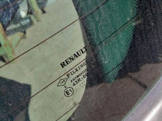 bontott RENAULT CLIO III Csomagtérajtó (Üres lemez)