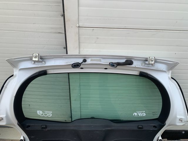 bontott RENAULT CLIO III Csomagtérajtó (Üres lemez)