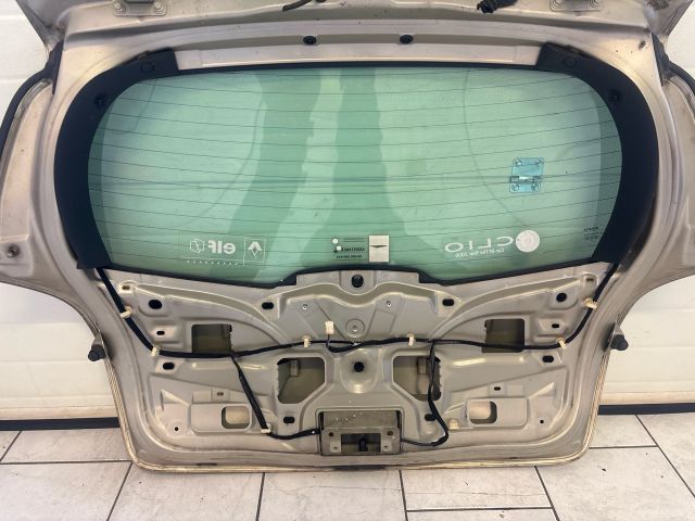 bontott RENAULT CLIO III Csomagtérajtó (Üres lemez)