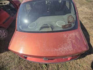 bontott RENAULT CLIO III Csomagtérajtó (Üres lemez)