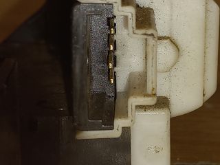 bontott RENAULT CLIO III Csomagtérajtó Zárszerkezet