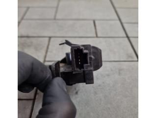 bontott RENAULT CLIO III Csomagtérajtó Zárszerkezet