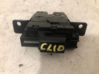 bontott RENAULT CLIO III Csomagtérajtó Zárszerkezet
