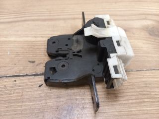 bontott RENAULT CLIO III Csomagtérajtó Zárszerkezet