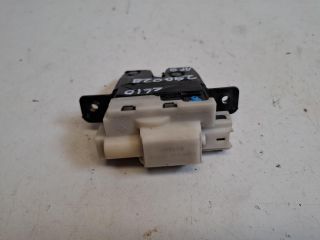 bontott RENAULT CLIO III Csomagtérajtó Zárszerkezet