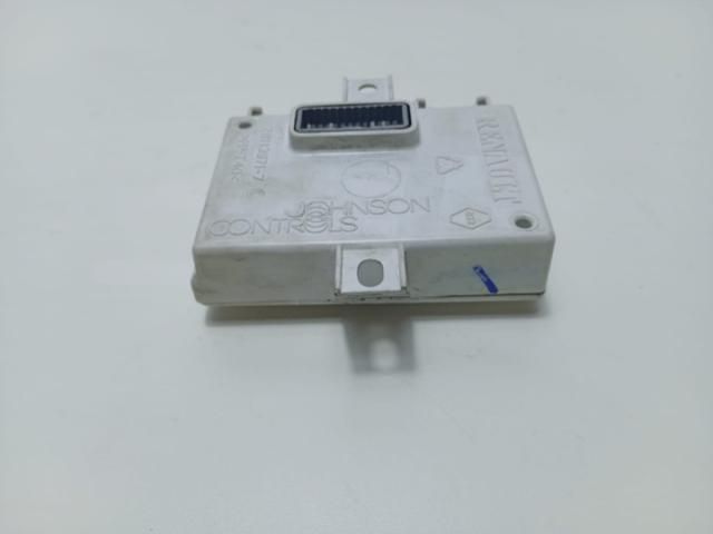 bontott RENAULT CLIO III Elektronika (Magában)