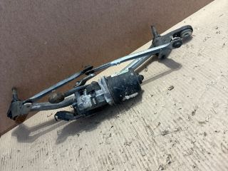 bontott RENAULT CLIO III Első Ablaktörlő Szerkezet Motorral