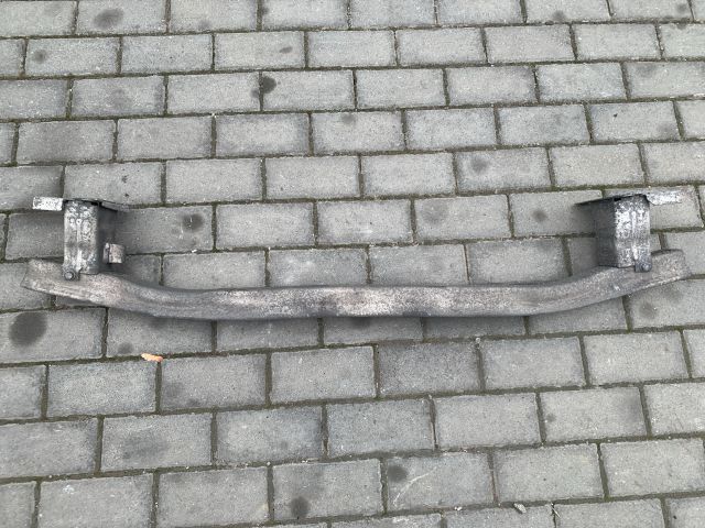 bontott RENAULT CLIO III Első Lökhárító Merevítő (Fém)