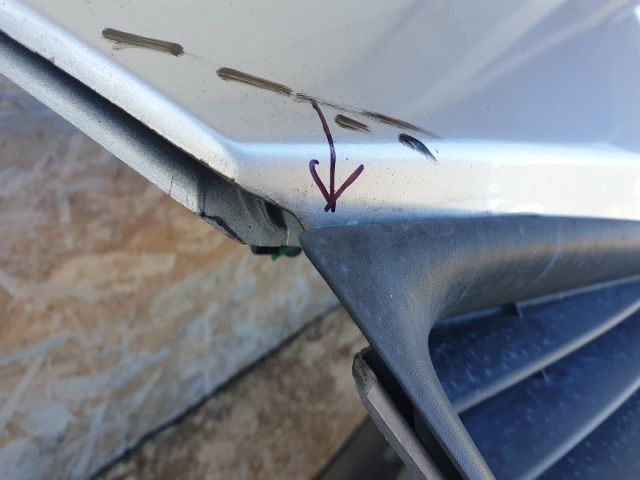 bontott RENAULT CLIO III Első Lökhárító (Részeivel)