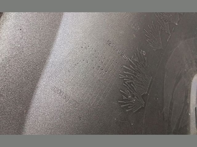 bontott RENAULT CLIO III Első Lökhárító (Részeivel)