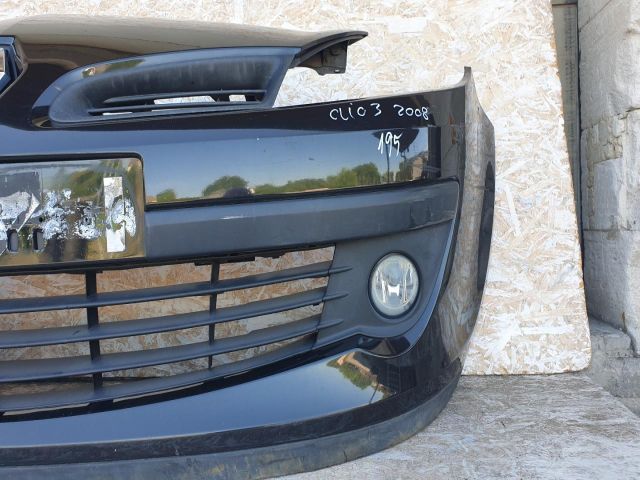 bontott RENAULT CLIO III Első Lökhárító (Részeivel)