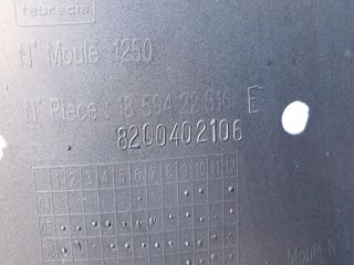 bontott RENAULT CLIO III Első Lökhárító (Részeivel)