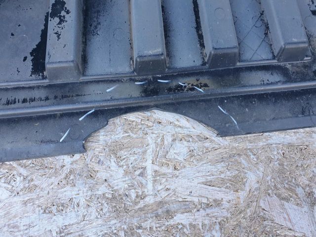 bontott RENAULT CLIO III Első Lökhárító (Részeivel)