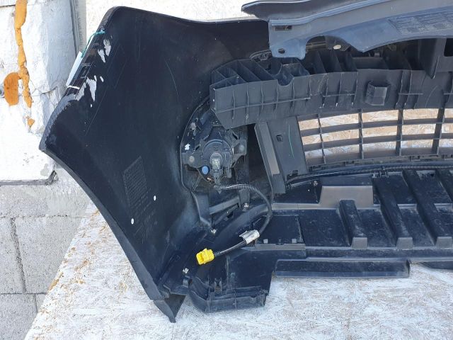 bontott RENAULT CLIO III Első Lökhárító (Részeivel)