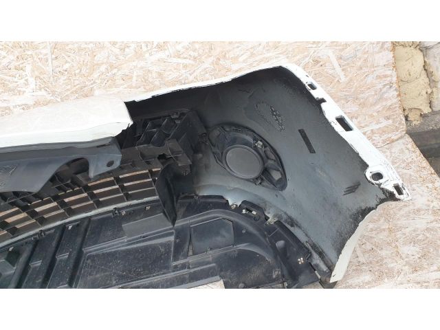 bontott RENAULT CLIO III Első Lökhárító (Részeivel)