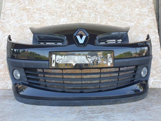 bontott RENAULT CLIO III Első Lökhárító (Részeivel)