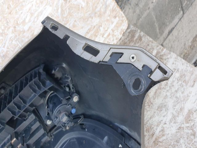 bontott RENAULT CLIO III Első Lökhárító (Részeivel)