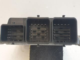 bontott RENAULT CLIO III Első Lökhárító (Részeivel)