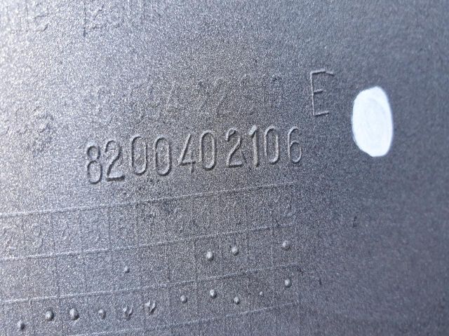 bontott RENAULT CLIO III Első Lökhárító (Részeivel)