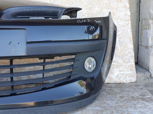 bontott RENAULT CLIO III Első Lökhárító (Részeivel)