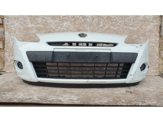 bontott RENAULT CLIO III Első Lökhárító (Részeivel)