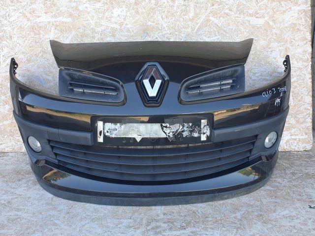 bontott RENAULT CLIO III Első Lökhárító (Részeivel)