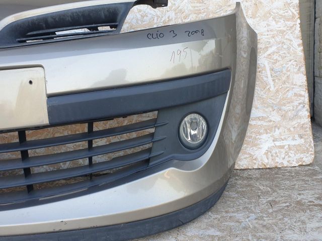 bontott RENAULT CLIO III Első Lökhárító (Részeivel)