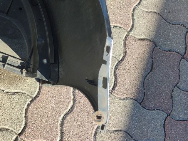 bontott RENAULT CLIO III Első Lökhárító (Üresen)