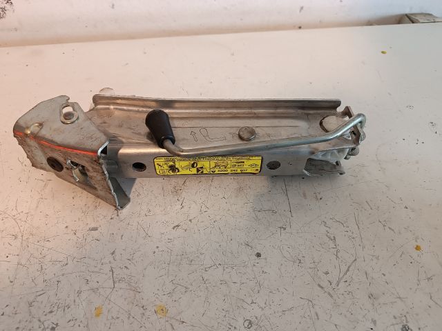 bontott RENAULT CLIO III Emelő