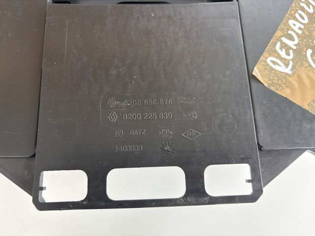 bontott RENAULT CLIO III Emelő