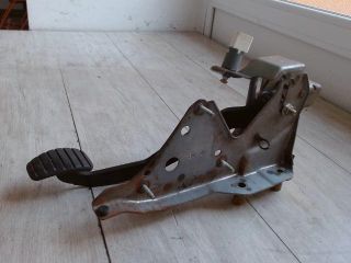 bontott RENAULT CLIO III Fékpedál
