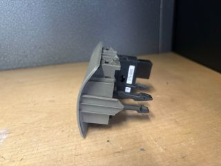 bontott RENAULT CLIO III Fényszórómagasság Állító Kapcsoló