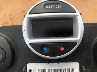 bontott RENAULT CLIO III Fűtéskapcsoló (digit klímás)