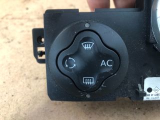 bontott RENAULT CLIO III Fűtéskapcsoló (digit klímás)