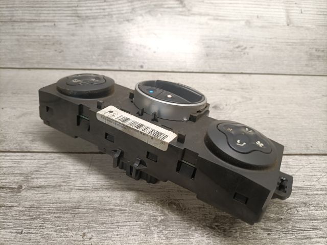 bontott RENAULT CLIO III Fűtéskapcsoló (digit klímás)