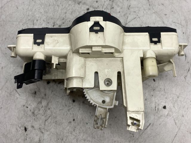 bontott RENAULT CLIO III Fűtéskapcsoló (manuális klímás)