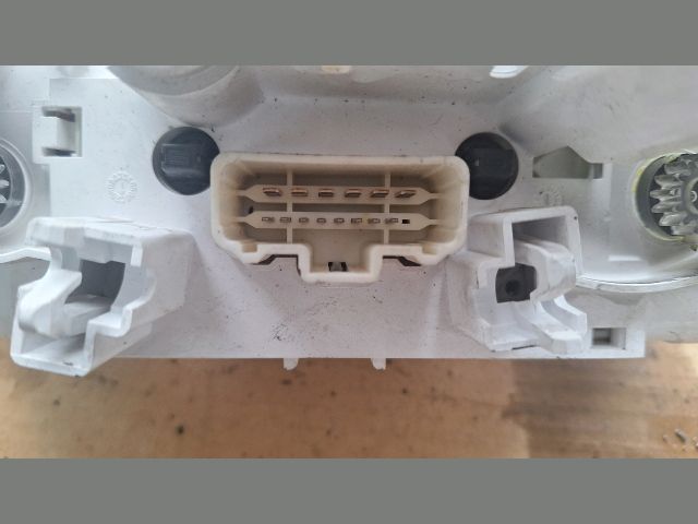 bontott RENAULT CLIO III Fűtéskapcsoló (manuális klímás)