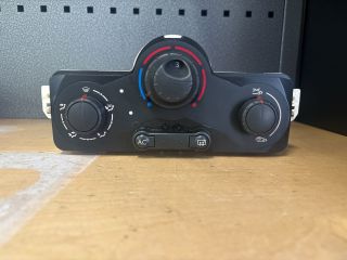 bontott RENAULT CLIO III Fűtéskapcsoló (manuális klímás)