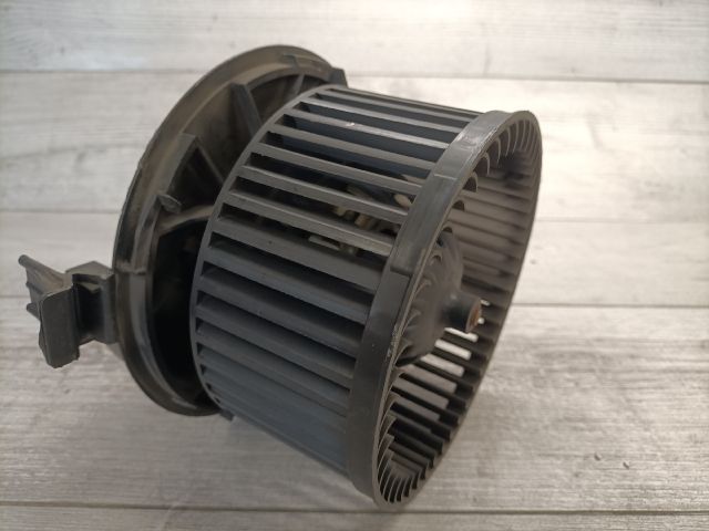 bontott RENAULT CLIO III Fűtőmotor (Klímás)