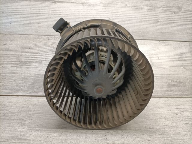 bontott RENAULT CLIO III Fűtőmotor (Klímás)