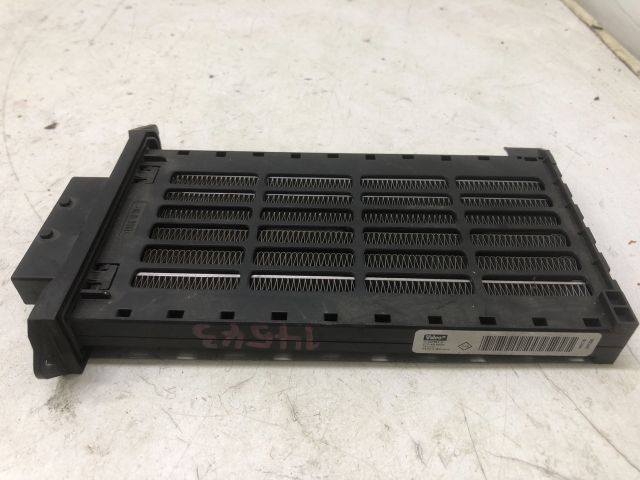 bontott RENAULT CLIO III Fűtőradiátor (Elektromos)