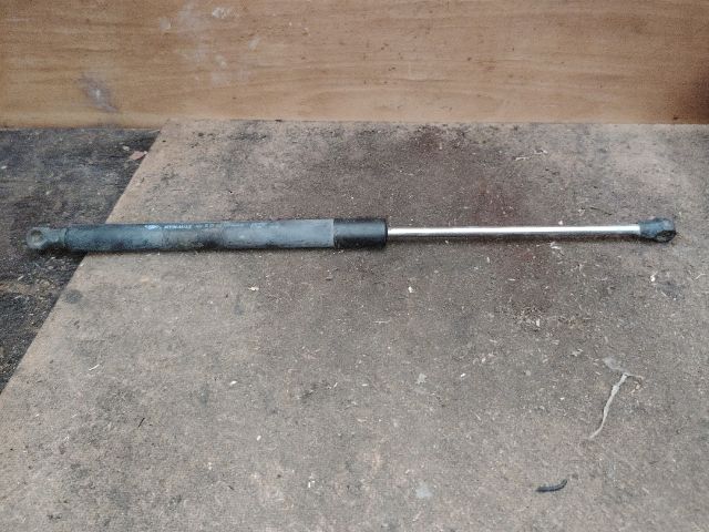 bontott RENAULT CLIO III Gázrugós Kitámasztó Teleszkóp Csomagtérajtó (Pozíciófüggetlen)