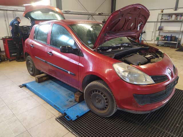 bontott RENAULT CLIO III Hátsó Ablaktörlő Kar